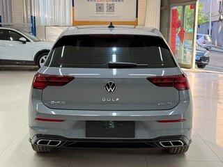 2022 Volkswagen Golf VIII, серый, 2020008 рублей, вид 5