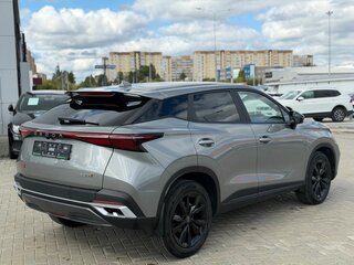 2024 Omoda C5 I Рестайлинг, серый, 1900000 рублей, вид 4