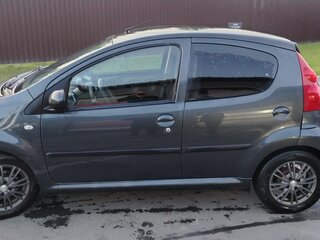 2010 Peugeot 107 I Рестайлинг, серый, 380000 рублей, вид 4