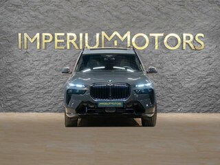 2026 BMW X7 40i I (G07) Рестайлинг, серый, 17390000 рублей, вид 2