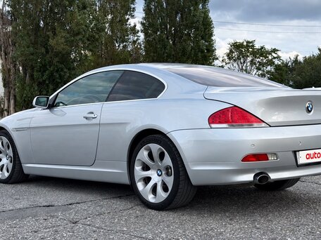 2005 BMW 6 серии 650i II (E63/E64), серебристый, 1400000 рублей, вид 5