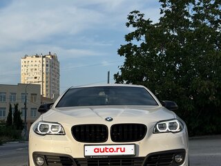 2013 BMW 5 серии 520d VI (F10/F11/F07) Рестайлинг, белый, 1950000 рублей, вид 2