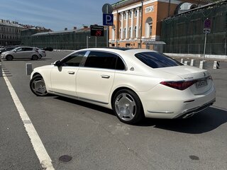 2022 Mercedes-Benz Maybach S-Класс 580 II (Z223), белый, 18000000 рублей, вид 3