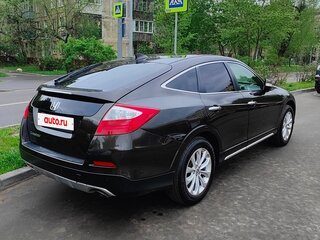 2014 Honda Crosstour I Рестайлинг, коричневый, 1750000 рублей, вид 3