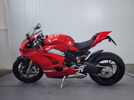 2018 Ducati Panigale V4, красный, 1339000 рублей, вид 5