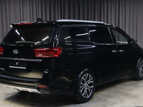 2019 Kia Carnival III, чёрный, 2399000 рублей, вид 2