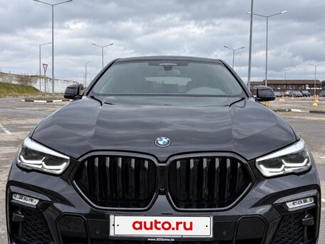 2020 BMW X6 40i III (G06), чёрный, 7800000 рублей, вид 3