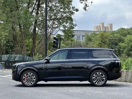 2026 Lynk & Co 900, чёрный, 7100000 рублей, вид 2