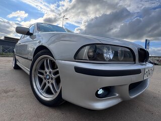 2001 BMW 5 серии 530d IV (E39) Рестайлинг, серебристый, 1050000 рублей, вид 3