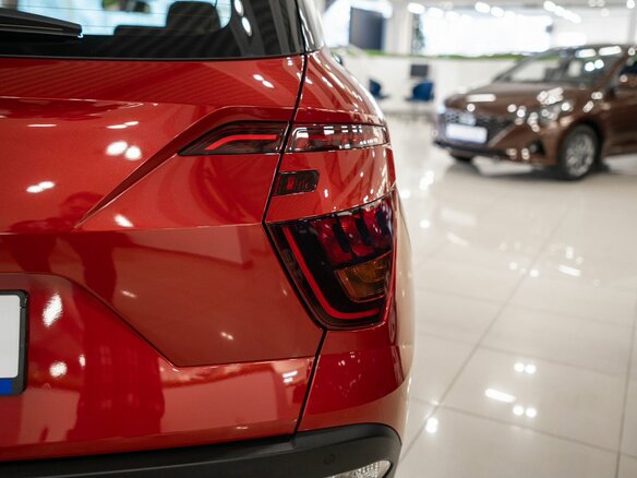 2025 Solaris HC, красный, 2795000 рублей - вид 3