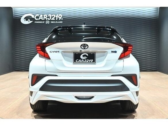 2023 Toyota C-HR I Рестайлинг, белый - вид 7