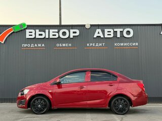 2012 Chevrolet Aveo II, красный, 539000 рублей, вид 4