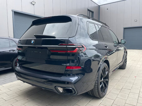 2025 BMW X7 40d I (G07) Рестайлинг, чёрный, 13280000 рублей, вид 5