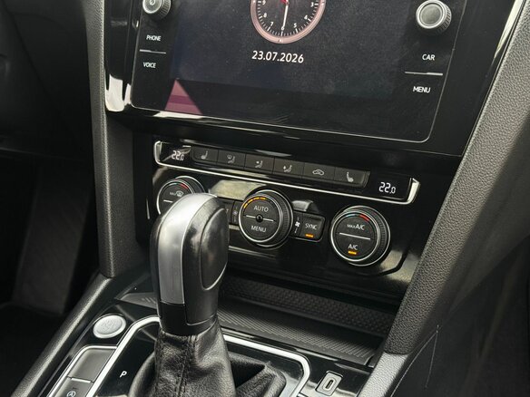 2020 Volkswagen Passat B8 Рестайлинг, белый, 1892000 рублей - вид 15