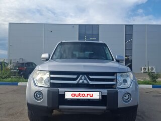 2011 Mitsubishi Pajero IV Рестайлинг 1, серебристый, 1700000 рублей, вид 4