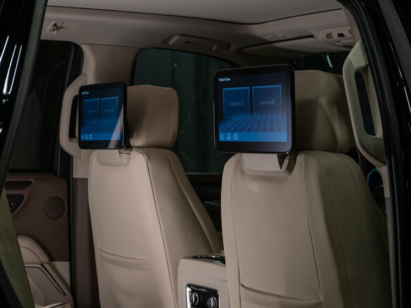 2023 GMC Yukon V, чёрный, 8350000 рублей - вид 22