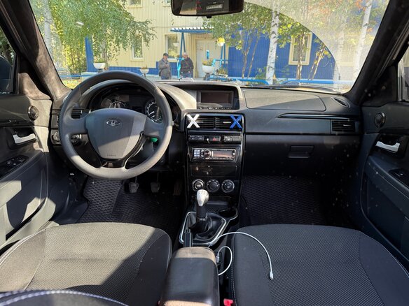 2018 Lada (ВАЗ) Priora I Рестайлинг, серебристый - вид 2