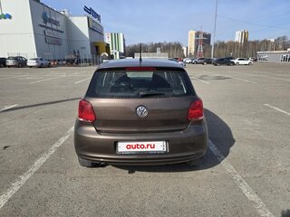 2011 Volkswagen Polo V, коричневый, 600000 рублей, вид 3