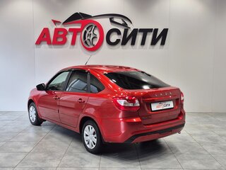 2021 Lada (ВАЗ) Granta I Рестайлинг, красный, 560000 рублей, вид 5