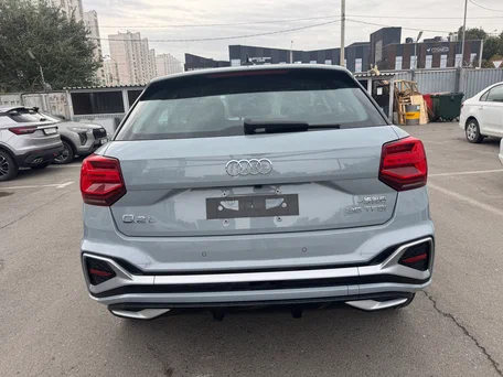 2026 Audi Q2 L 35 TFSI I Рестайлинг, серый, 3300000 рублей, вид 4