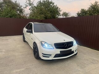 2012 Mercedes-Benz C-Класс 180 BlueEFFICIENCY III (W204) Рестайлинг, белый, 1550000 рублей, вид 3