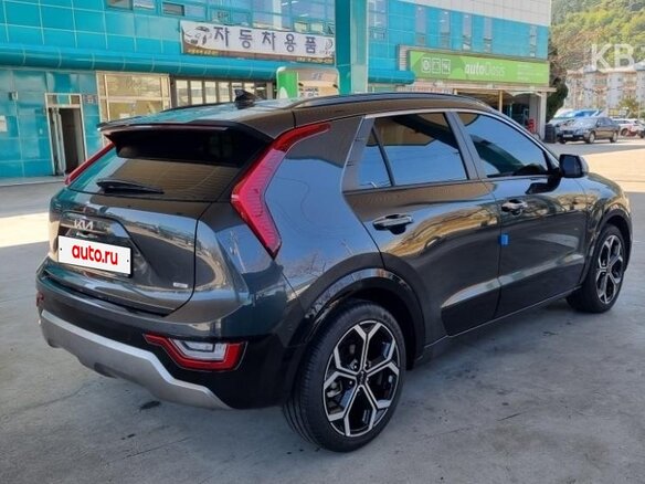 2022 Kia Niro II, серый - вид 4