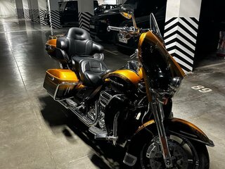 2015 Harley-Davidson CVO Limited, чёрный, 2250000 рублей, вид 4