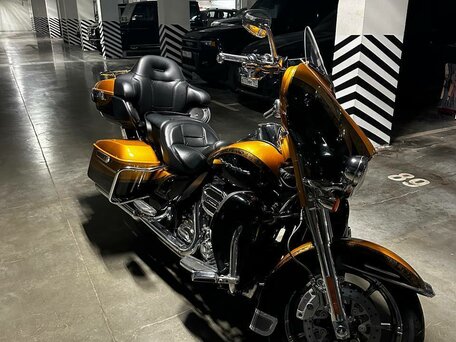 2015 Harley-Davidson CVO Limited, чёрный, 2250000 рублей, вид 4