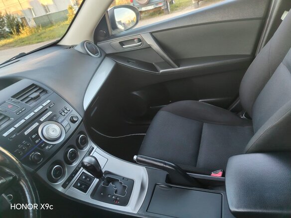 2010 Mazda 3 II (BL), белый, 950000 рублей - вид 8