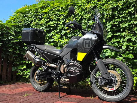 2022 Husqvarna Norden 901, чёрный, 1240000 рублей, вид 5