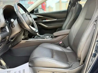 2023 Mazda CX-30 I, чёрный, 1650000 рублей, вид 3