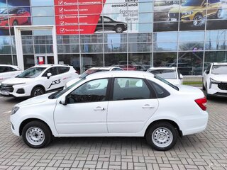 2026 Lada (ВАЗ) Granta I Рестайлинг, белый, 1068000 рублей, вид 5