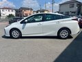 2022 Toyota Prius IV Рестайлинг (XW50), белый - вид 7