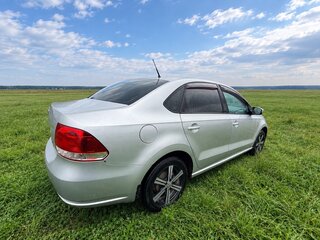 2012 Volkswagen Polo V, серебристый, 575000 рублей, вид 2