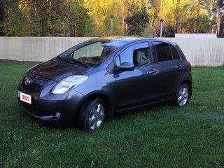 2008 Toyota Yaris Multimode II, серый, 580000 рублей, вид 1