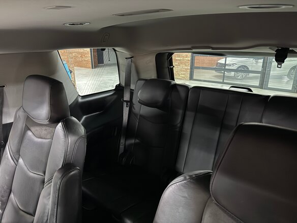 2020 Cadillac Escalade IV, чёрный - вид 17