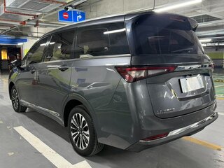 2023 Wuling Jiachen, серебристый, 1140000 рублей, вид 4