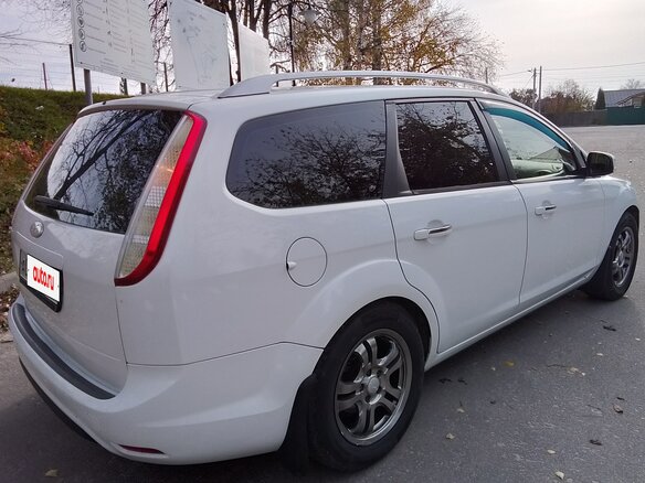 2010 Ford Focus II Рестайлинг, белый, 665000 рублей - вид 21