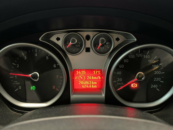 2005 Ford Focus II, чёрный, 200000 рублей - вид 12