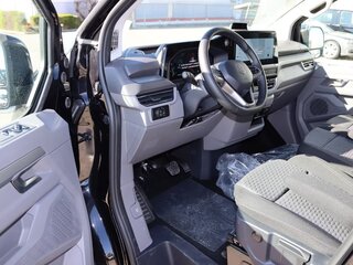2026 Volkswagen Caravelle T7, чёрный, 8191690 рублей, вид 5