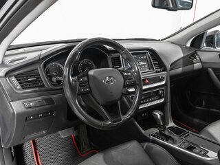 2019 Hyundai Sonata VII (LF) Рестайлинг, чёрный, 1790000 рублей, вид 5