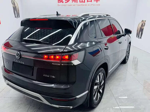 2023 Volkswagen Tayron I Рестайлинг, чёрный, 1900000 рублей - вид 2
