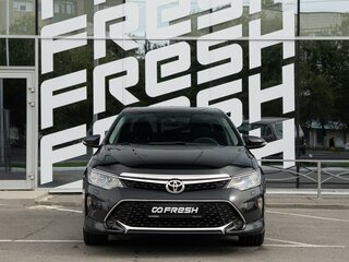 2017 Toyota Camry VII (XV50) Рестайлинг 2, чёрный, 1990000 рублей, вид 3
