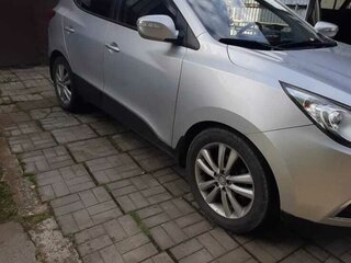 2010 Hyundai ix35 I, серебристый, 1050000 рублей, вид 4
