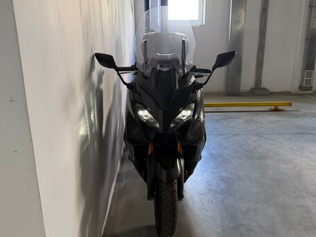 2023 Yamaha TMAX, чёрный, 1500000 рублей, вид 5
