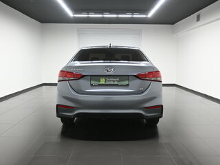 2018 Hyundai Solaris II, серый, 1220000 рублей, вид 4