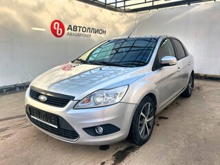 2011 Ford Focus II Рестайлинг, серебристый, 495000 рублей, вид 1