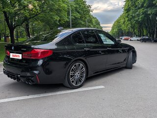 2017 BMW 5 серии 540i xDrive VII (G30/G31/G38), чёрный, 3400000 рублей, вид 4