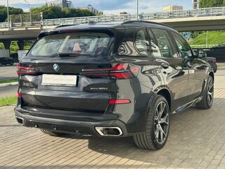 2026 BMW X5 Long 30Li IV (G05/G18) Рестайлинг, чёрный, 9820000 рублей, вид 4