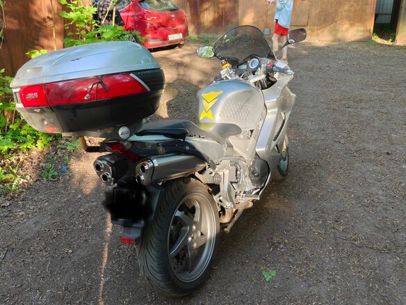 2006 Honda VFR 800, серебристый, 490000 рублей - вид 3